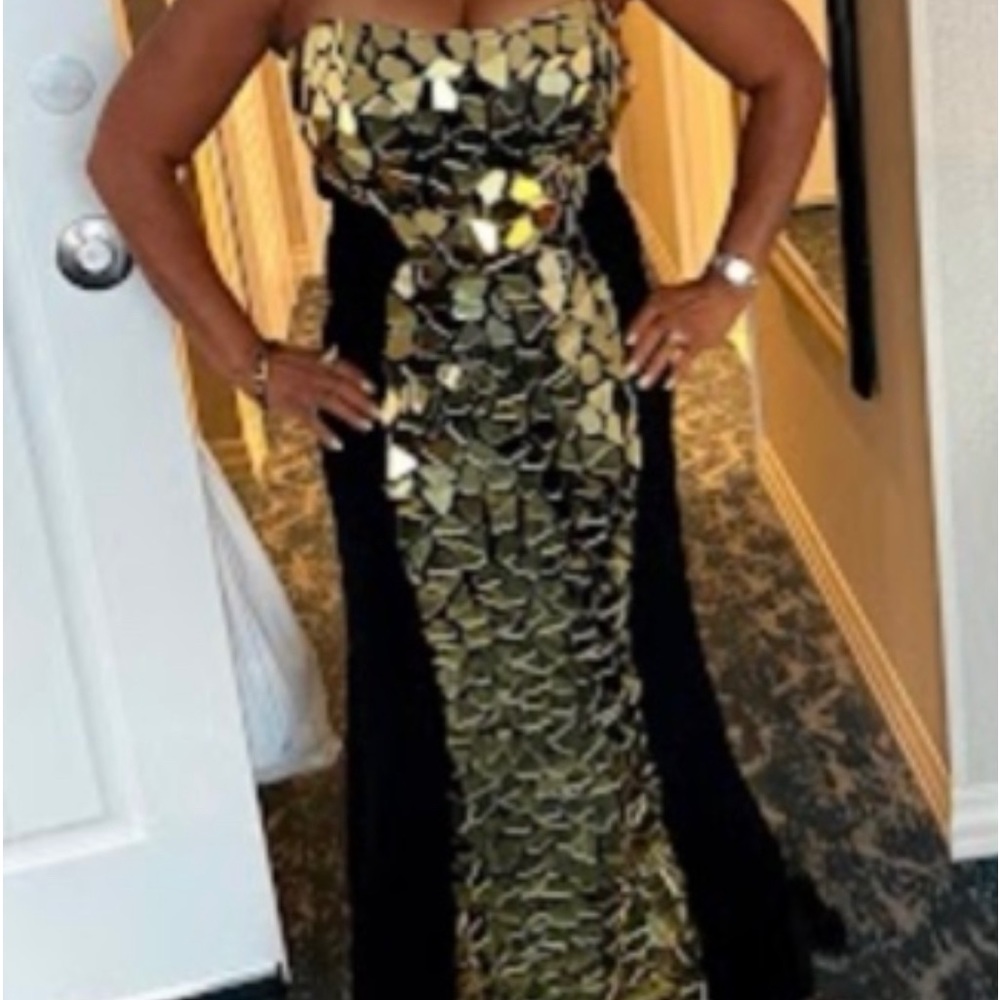 COPY - Beautiful, Gorgeous Formal Gown, Sz 8, worn ONLY once.